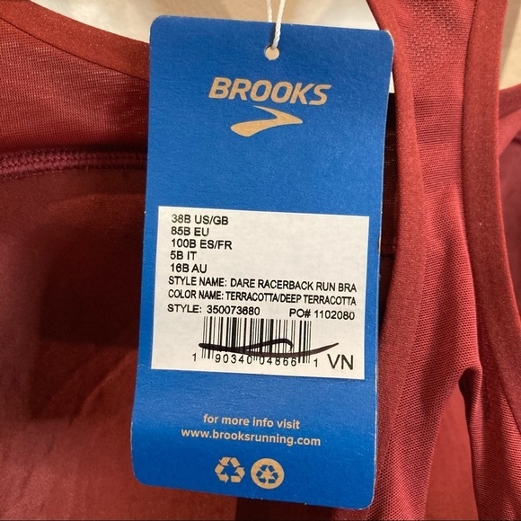 BROOKS Sz 38B Sports Bra Sweat Wicking Padded Adjustable Straps NWT - Picture 3 of 7